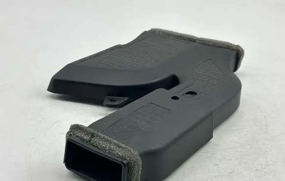 Jeep Grand Cherokee WL Cabin air duct channel 68379755AD