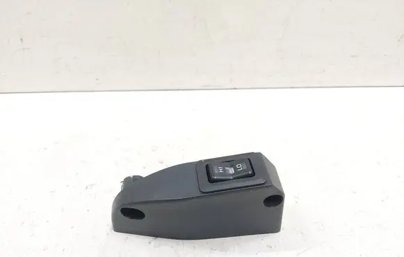 Mitsubishi Outlander Seat heating switch N257746