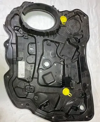 Chrysler Pacifica Front door window/glass frame 3041904 00309837