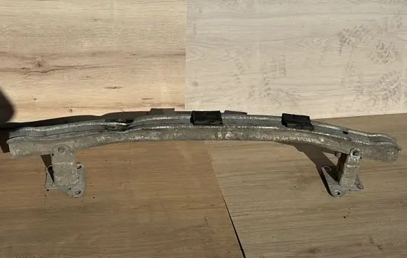 Renault Megane II Front bumper cross member