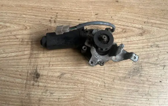 Mazda 626 Front door window regulator motor 3640161256 8621003730