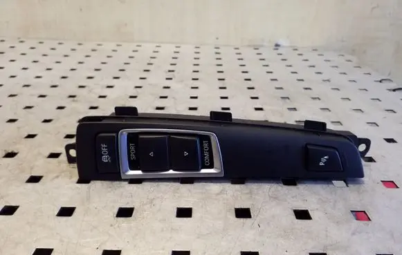 BMW 5 F10 F11 Parking (PDC) sensor switch 9202951