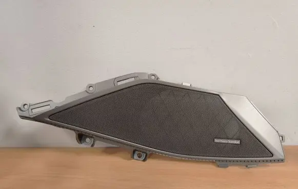 BMW 3 G20 G21 Front door speaker cover trim 7447237