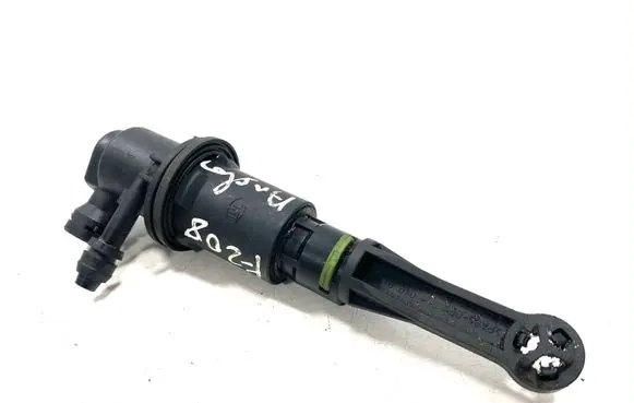 Peugeot 208 I Clutch master cylinder 9684249380