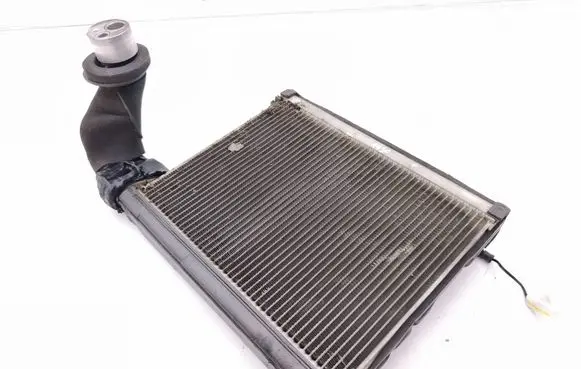 Lexus IS 220D-250-350 Air conditioning (A/C) radiator (interior) 03L187555B