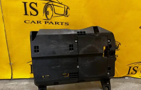 Mercedes-Benz A W177 AMG Fuse box cover A2475402406