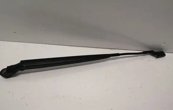 Opel Mokka Front wiper blade arm 31744