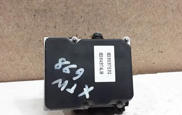 Audi A4 S4 B7 8E 8H ABS Pump 8E0910517E 8E0614517AL