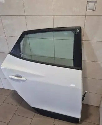 Hyundai ix35 Rear door 