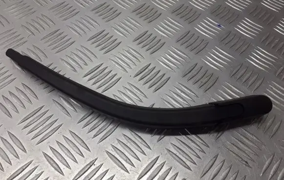 Toyota Aygo AB10 Rear wiper blade arm
