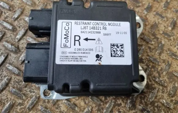 Ford Escape IV Airbag control unit/module LJ6T14B321RB 0285014595