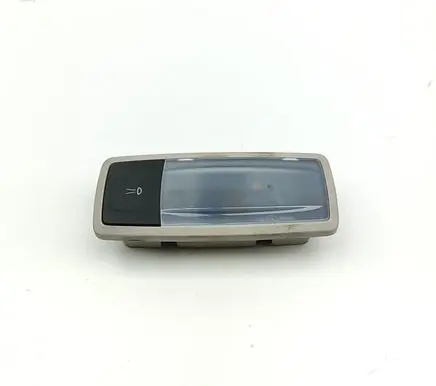 Maserati Levante Front seat light 670047777
