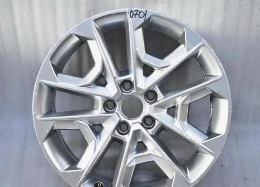 Audi Q2 - R18 alloy rim 