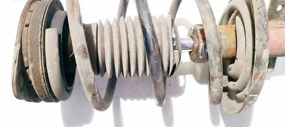 Renault Laguna III Front coil spring 