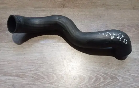 Volvo V70 Intercooler hose/pipe 30645937