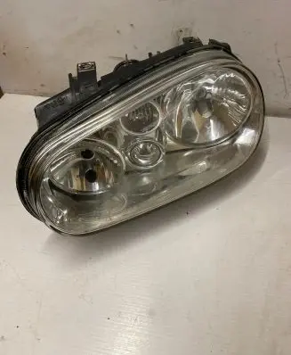 Volkswagen Golf IV Headlight/headlamp