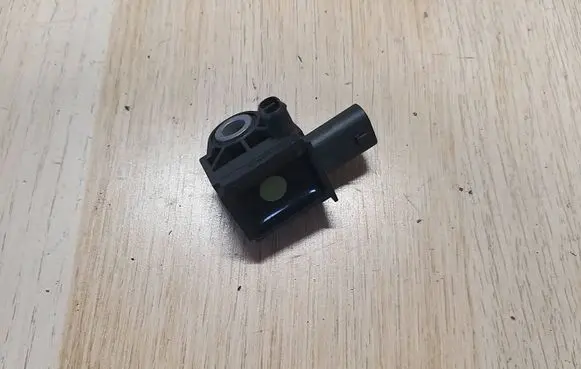 Seat Leon (5F) Airbag deployment crash/impact sensor 5Q0959651