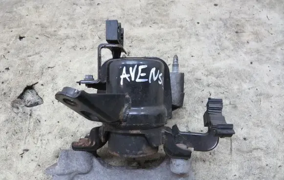 Toyota Avensis T270 Engine mount vacuum valve KRIS235789