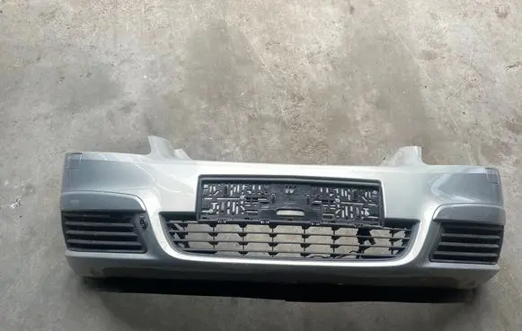 Opel Zafira B Front bumper