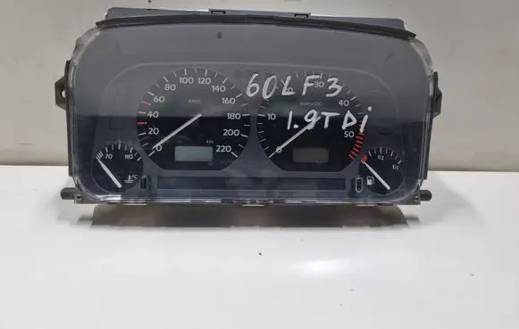 Volkswagen Golf III Speedometer (instrument cluster) 5392325900