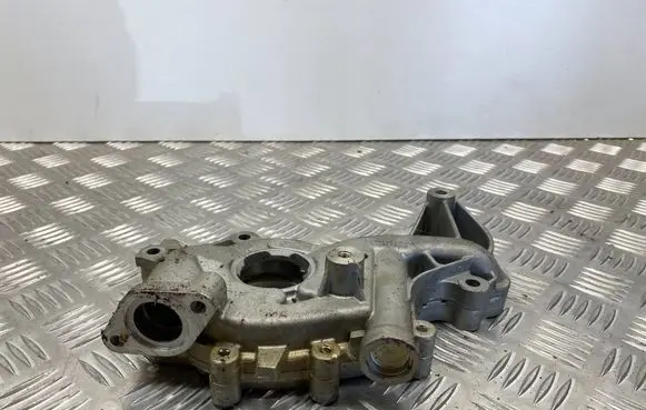 Lincoln MKZ II Oil pump 7T4E6621BA