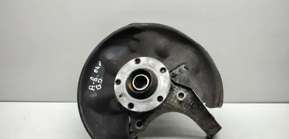Rear wheel hub