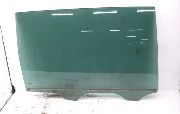 Seat Alhambra (Mk2) Rear door window glass 7N0845206A