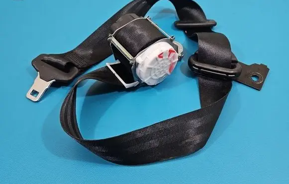 Renault Trafic III (X82) Rear seatbelt 34144158E IMPRK1551654