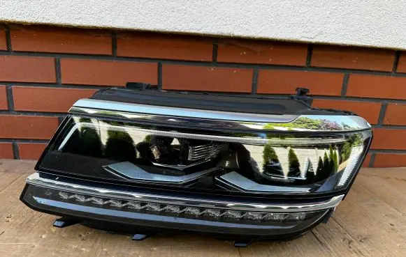 Volkswagen Tiguan Headlight/headlamp 5NN941081C 012920C5083 030110123505