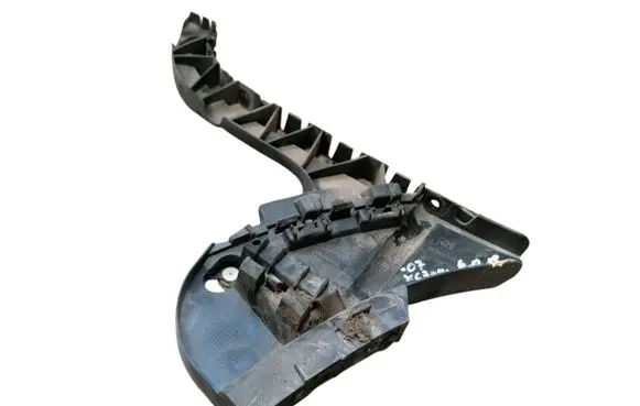 Volvo XC70 Rear bumper mounting bracket 30678704 31265324