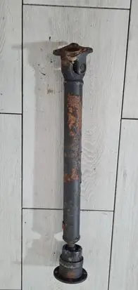 Suzuki Jimny Rear driveshaft/prop shaft 