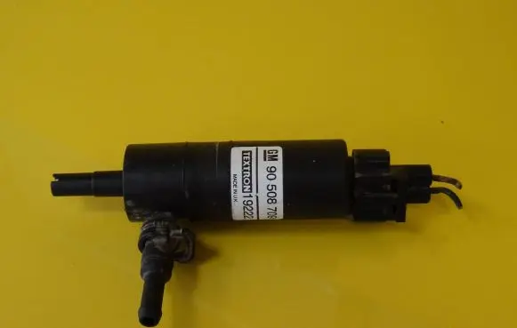 Opel Vectra B Headlight washer pump 90508709