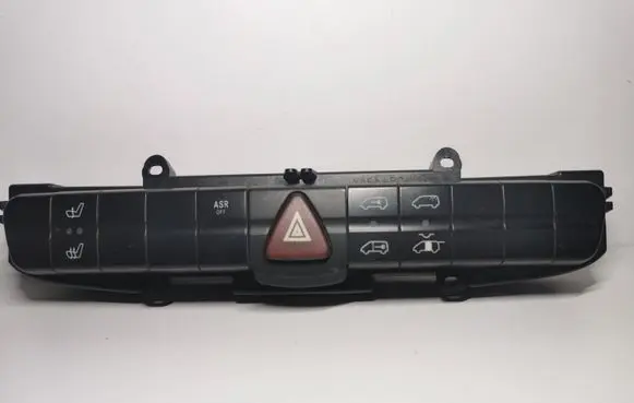 Mercedes-Benz Vito Viano W639 Hazard light switch 63954546073311030103