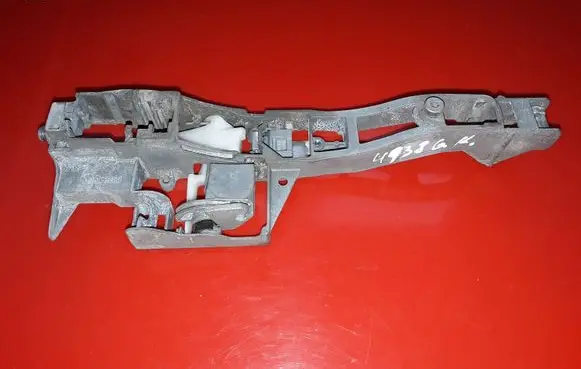 Rear door exterior handle/bracket