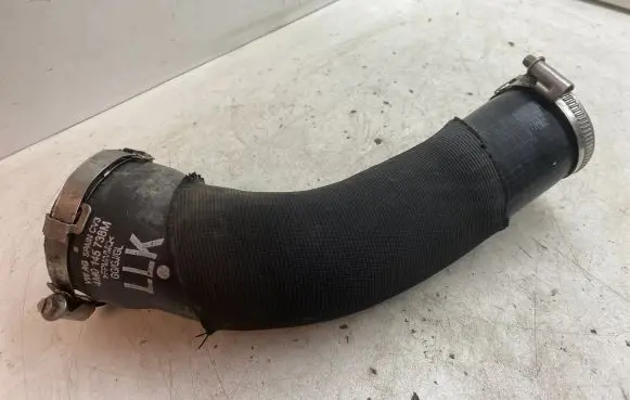 Audi Q7 4M Intercooler hose/pipe 4M0145738M