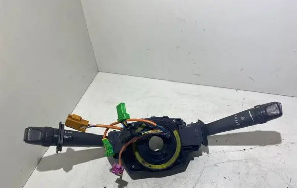 Volvo V70 Wiper turn signal indicator stalk/switch 8666599 02W03A