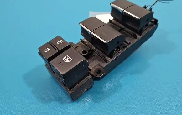 Toyota RAV 4 (XA50) Electric window control switch 84040-42030 IMPRK1531470