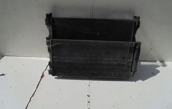 A/C cooling radiator (condenser)