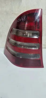 Mercedes-Benz C W203 Rear/tail lights 2038202348 33137320