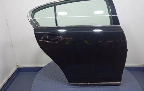 Lexus GS 300 350 430 450H Rear door 