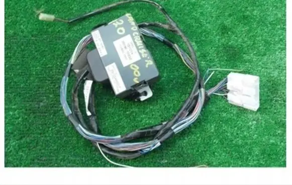 Toyota Land Cruiser (HDJ90) Alarm control unit/module 0819012850