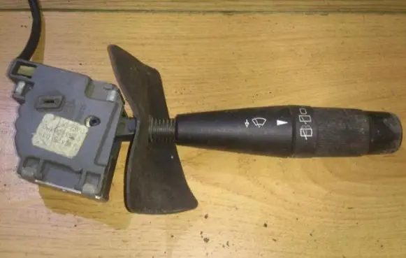 Peugeot 405 Wiper control stalk 9753400180