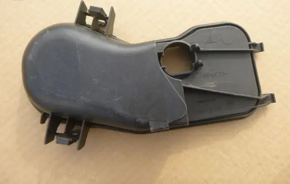 Ford Mondeo Mk III Headlight/headlamp dust cover 1305239176