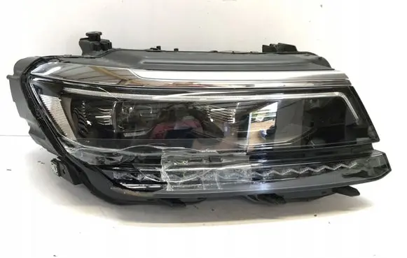 Volkswagen Tiguan Headlight/headlamp 5NB941082D