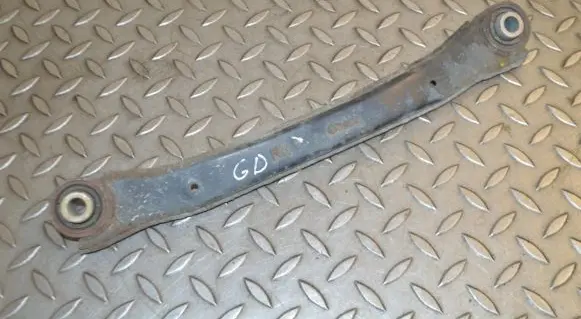 Hyundai i40 Rear upper control arm/wishbone