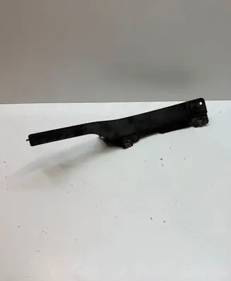 Audi SQ7 Front splash guards bracket 4M0853887C