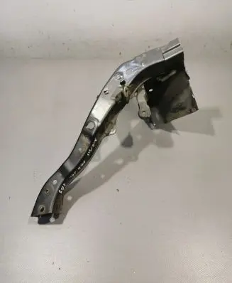 Toyota Avensis T270 Headlight/headlamp mounting bracket