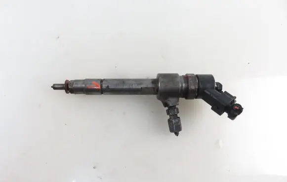 Opel Zafira B Fuel injector 0445110165