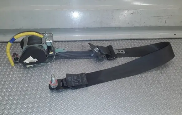KIA Ceed Front seatbelt 888201H000