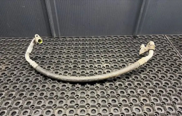 Opel Vivaro Air conditioning (A/C) pipe/hose R134A GM93450173